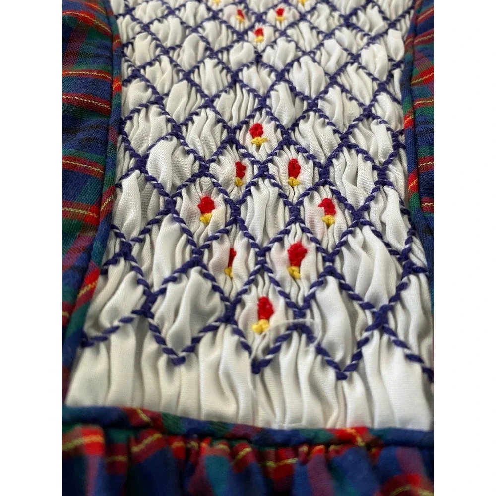 Polly Flanders Vintage Hand Smocked Dress Size 6 Plaid‎ White Collar Button Back